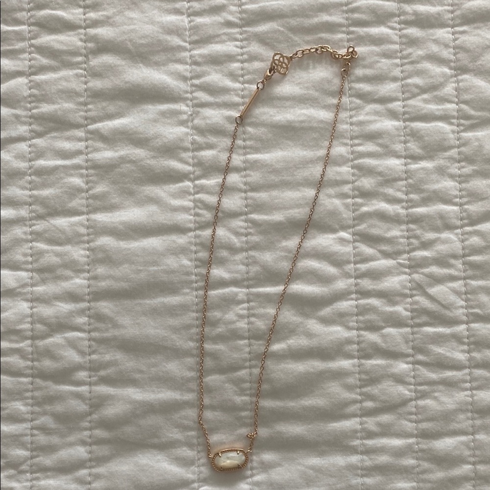 Kendra Scott Gold Pendant Necklace